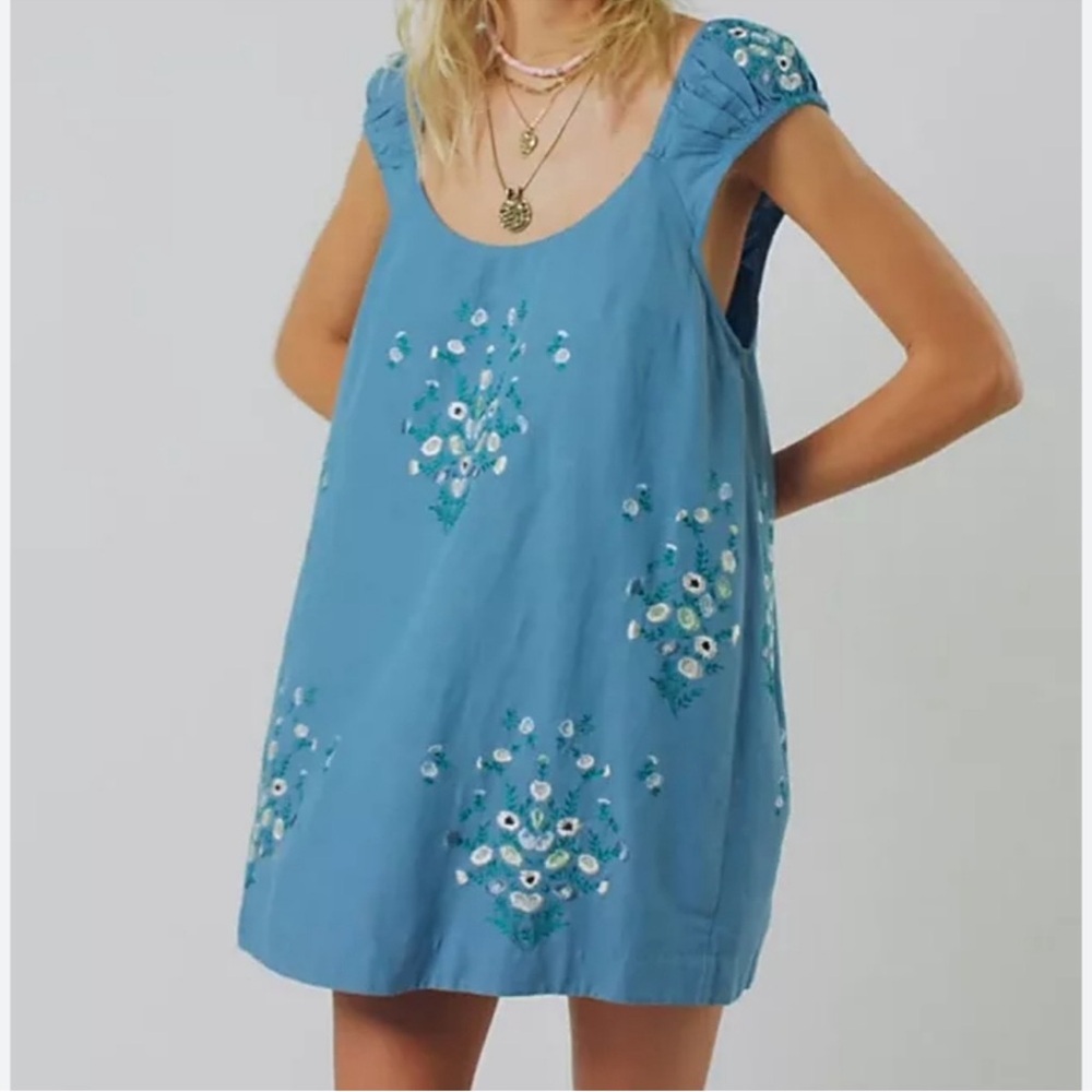 Free People Wildflower Embroidered summer mini dress blue boho floral small NWOT